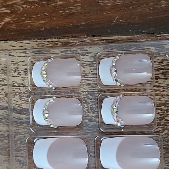 2/$16 Rhinestone French Manicure Press On Nails - Picture 11 of 11